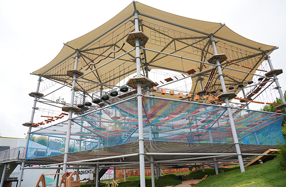 云南大理云想山路極公園探險(xiǎn)水晶塔